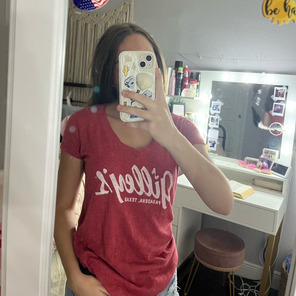 Red Gilley’s top.